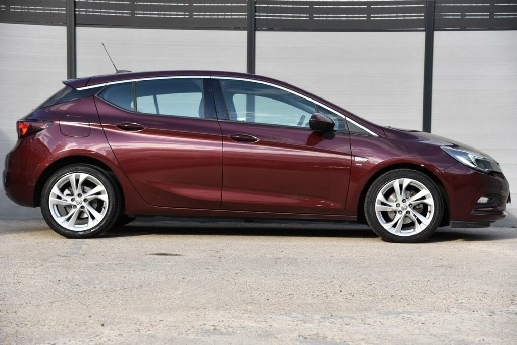 Vauxhall Astra 1.4L Sri Red #6