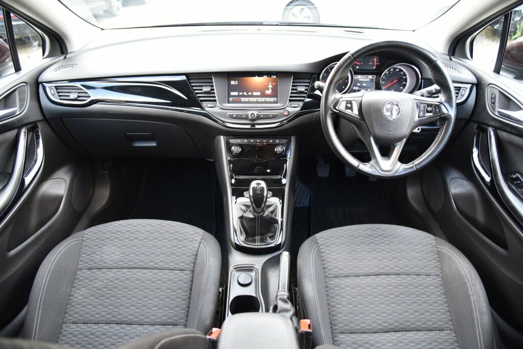 Vauxhall Astra 1.4L Sri Red #2