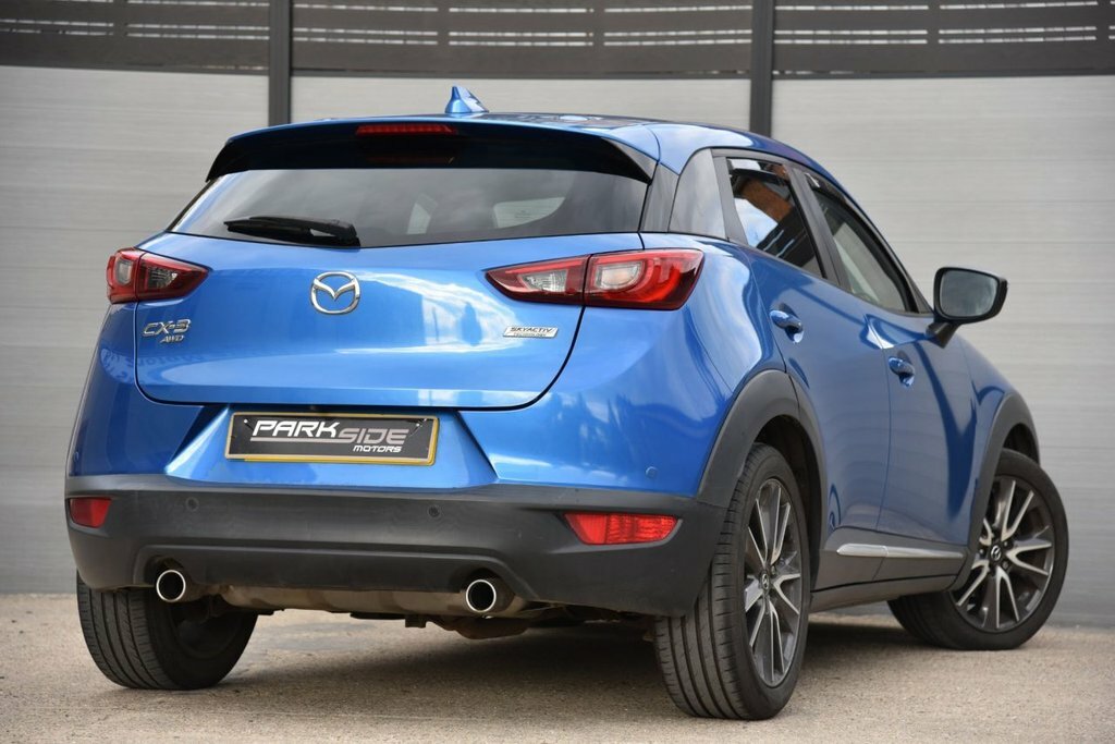 Mazda CX-3  White #9