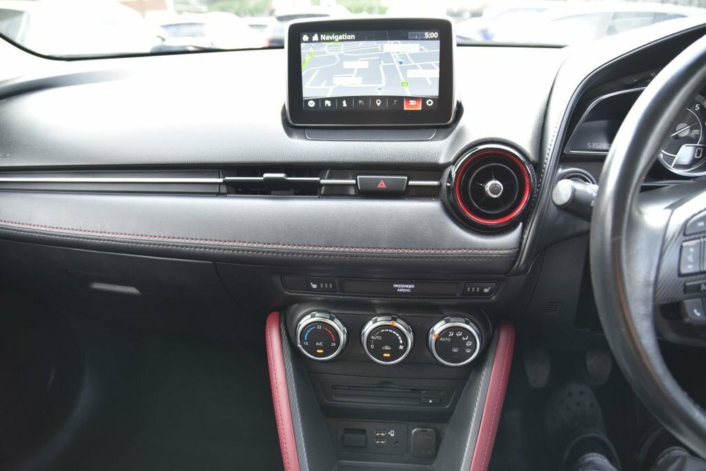 Mazda CX-3  White #33