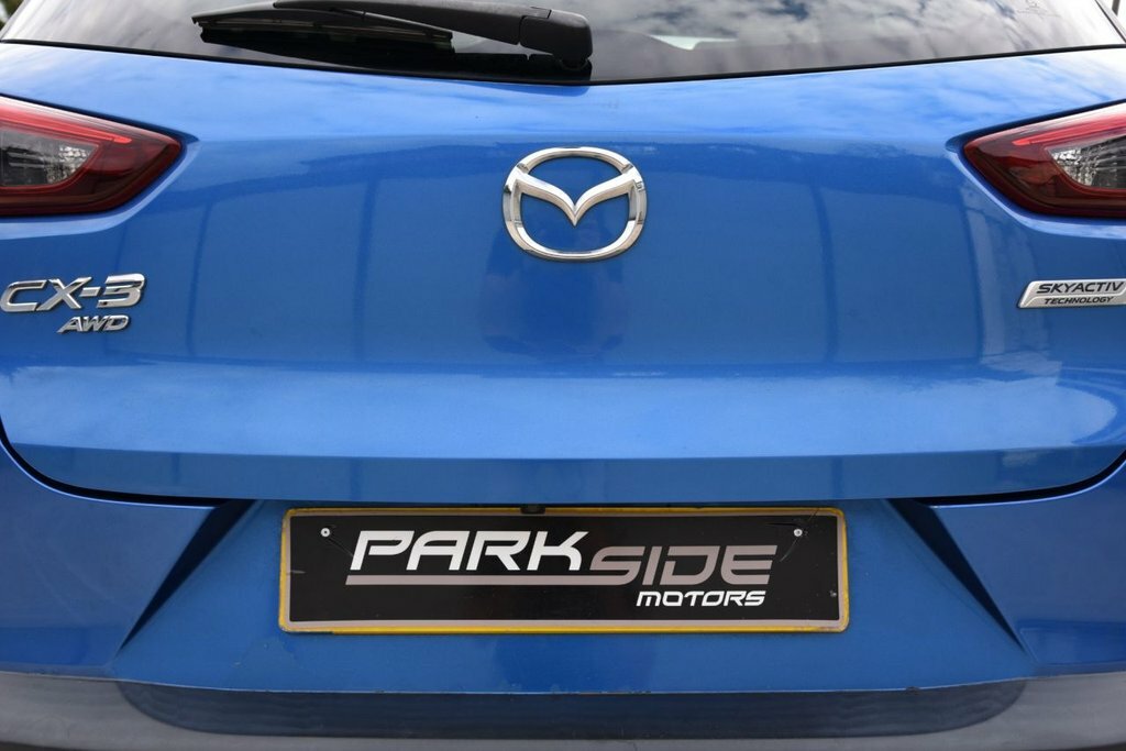 Mazda CX-3  White #17