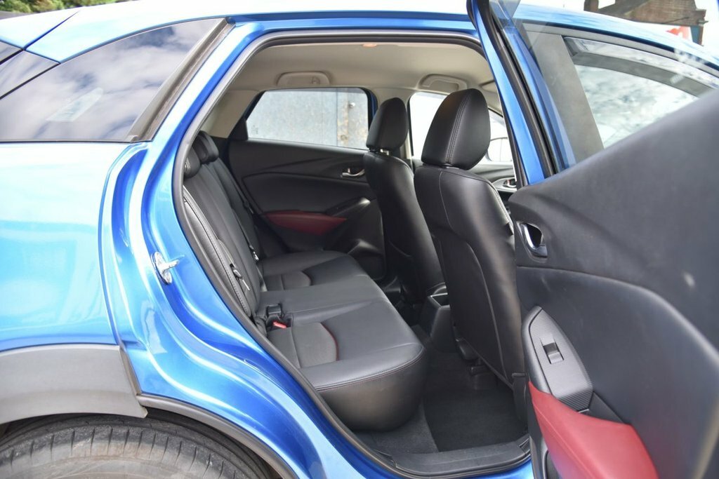 Mazda CX-3  White #24