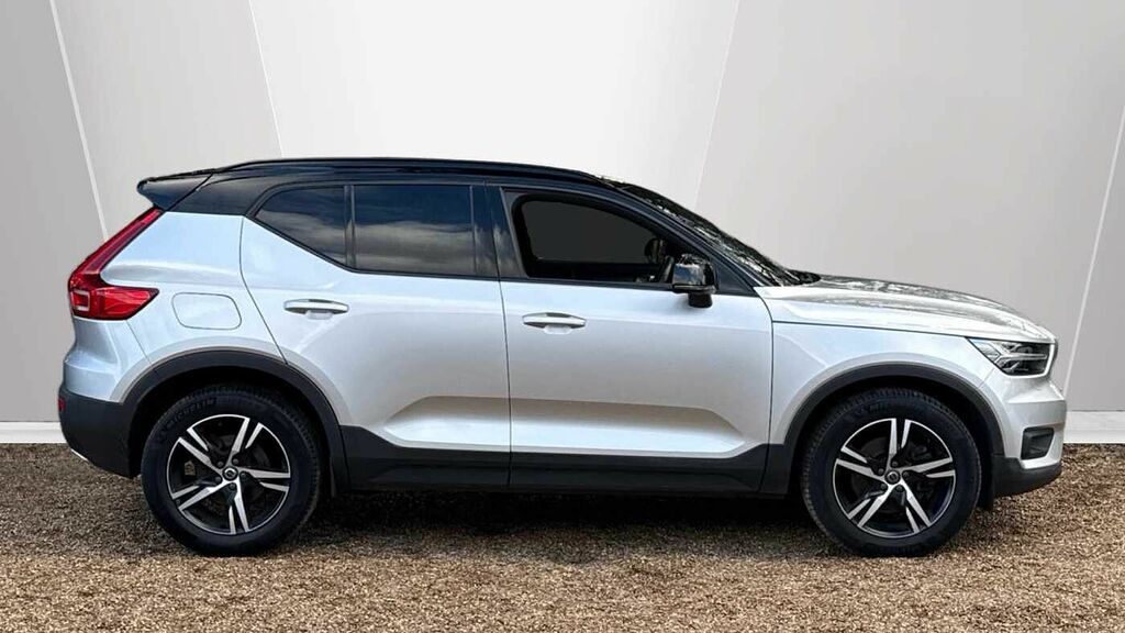 Volvo XC40 D4 Awd R-design LJ68KLM Silver #3