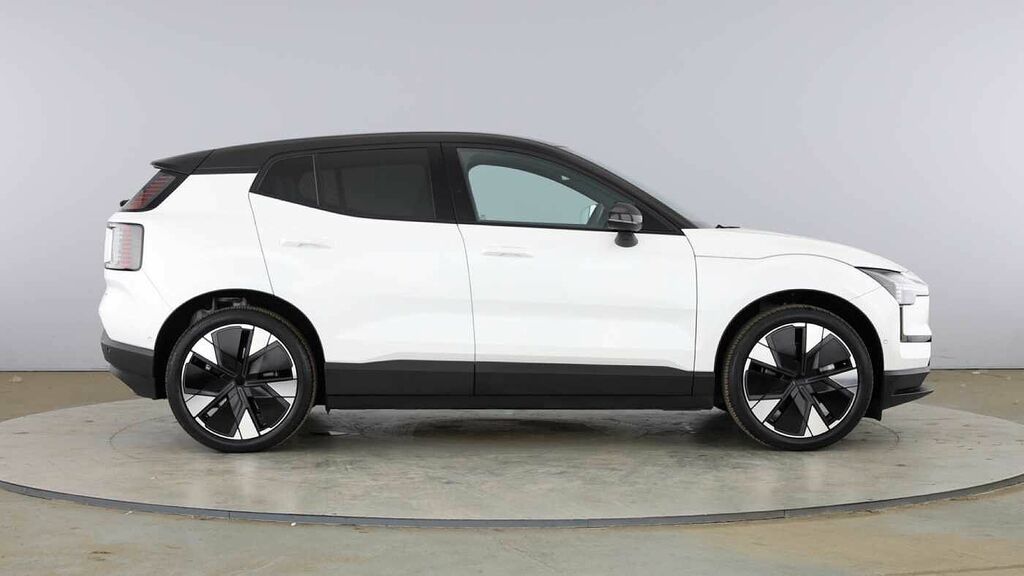 Volvo EX30 Ultra, Single Motor Extended Range, White #2
