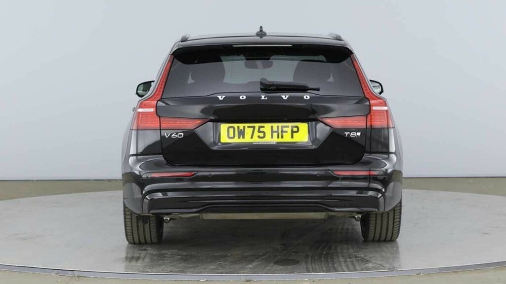 Volvo V60 Ultra, T8 Awd Plug-in Hybrid, Dar Black #4