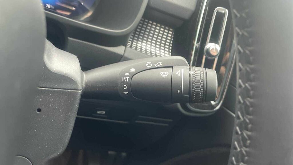 Volvo EC40 Black Edition Plus, Single Motor Extended Range, E Grey #21