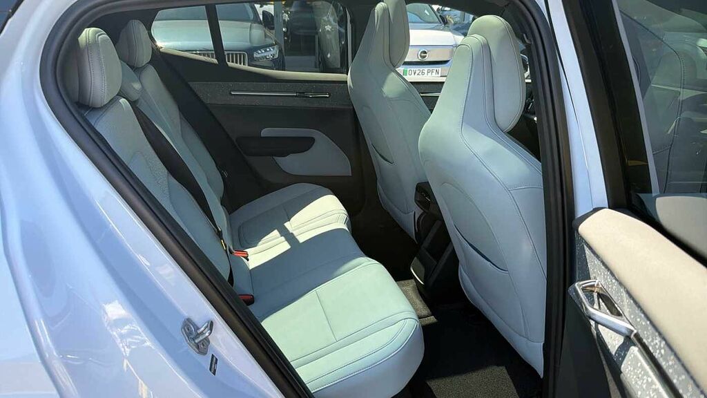 Volvo EX30 Twin Motor Performance Ultra Blue #6