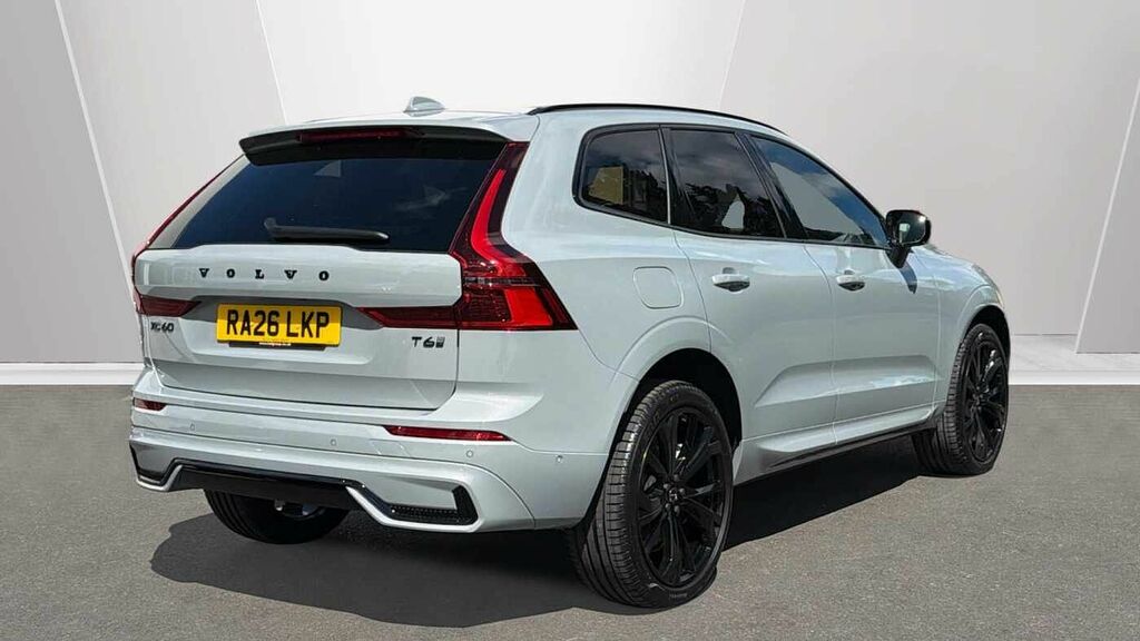 Volvo XC60 Plus Blue #2