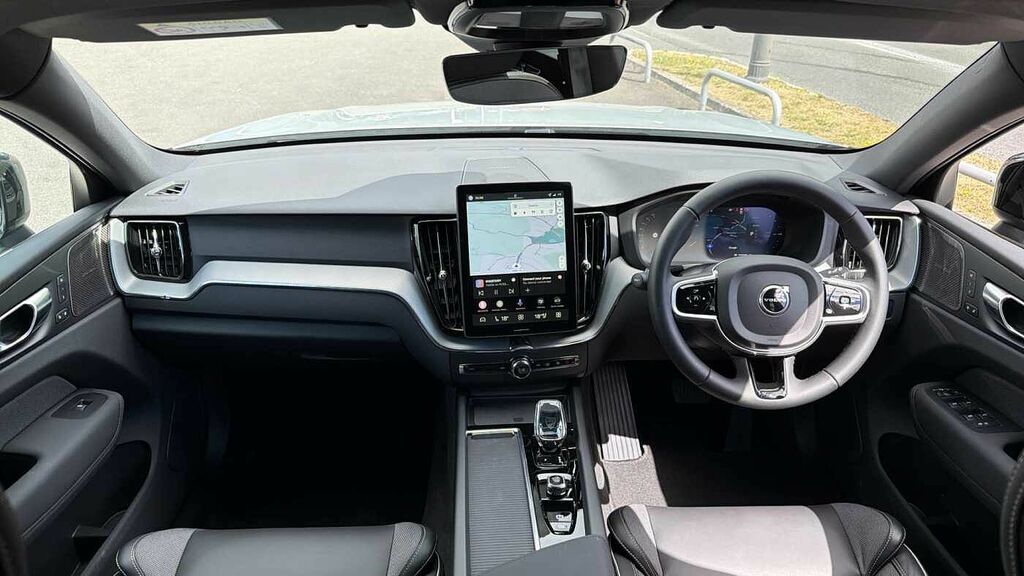 Volvo XC60 Plus Blue #5