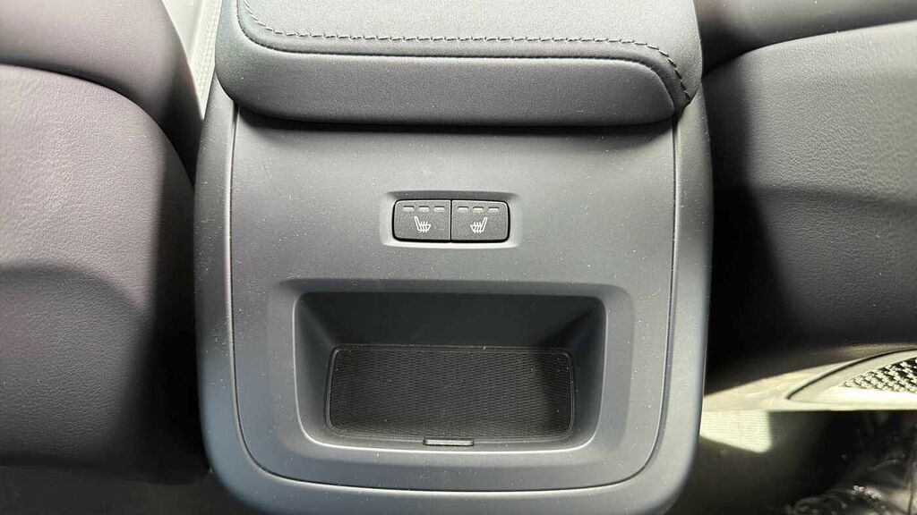 Volvo XC60 Plus Blue #43