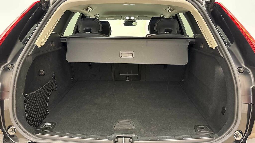 Volvo XC60 2.0 B5p Core Awd Geartronic Black #5