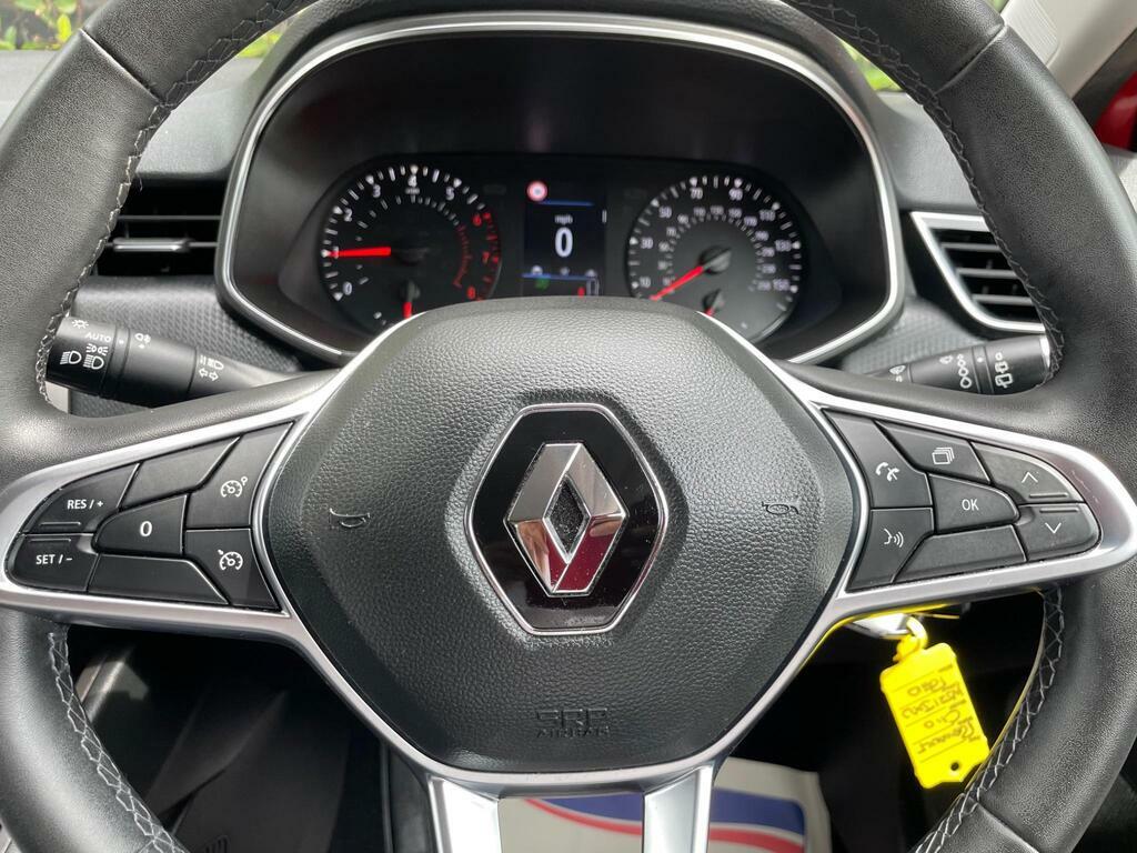 Renault Clio 1.6 E-tech Hybrid 140 Launch Edition White #3