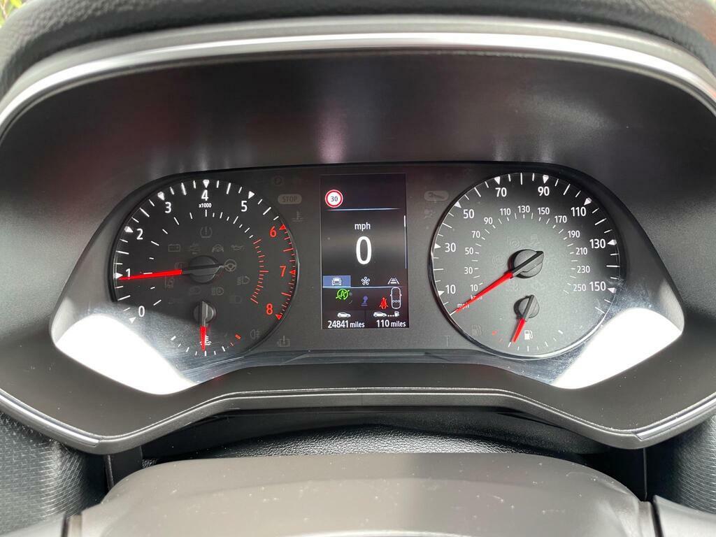 Renault Clio 1.6 E-tech Hybrid 140 Launch Edition White #6