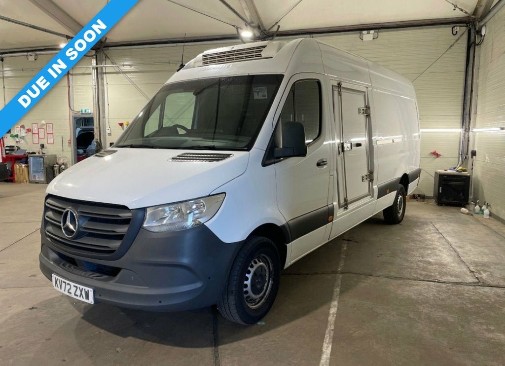 Mercedes-Benz Sprinter 2L Progressive White