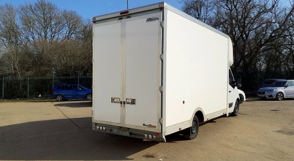 Vauxhall Movano 2.3L Edition WA03LRA White #6