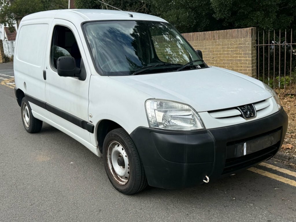 Peugeot Partner 1.6L 800Lx LY08HVR White #3