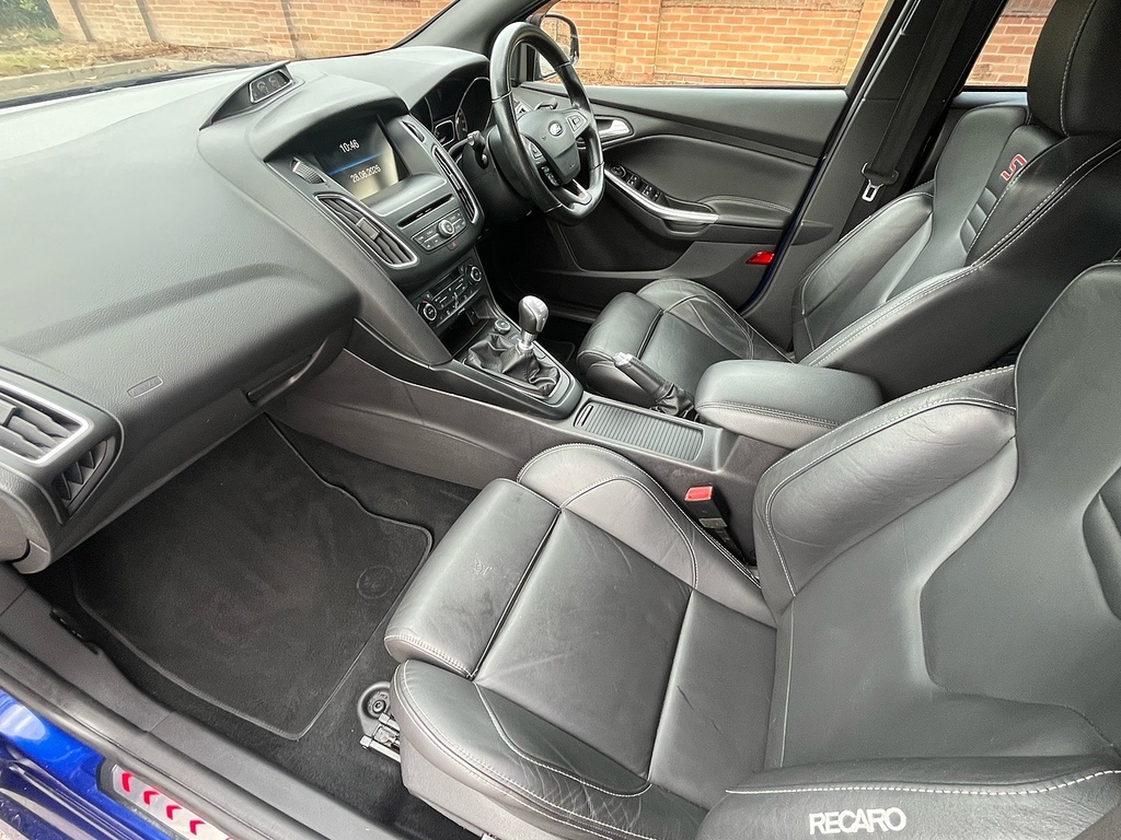 Ford Focus Hatchback VX15ZNC Blue #6