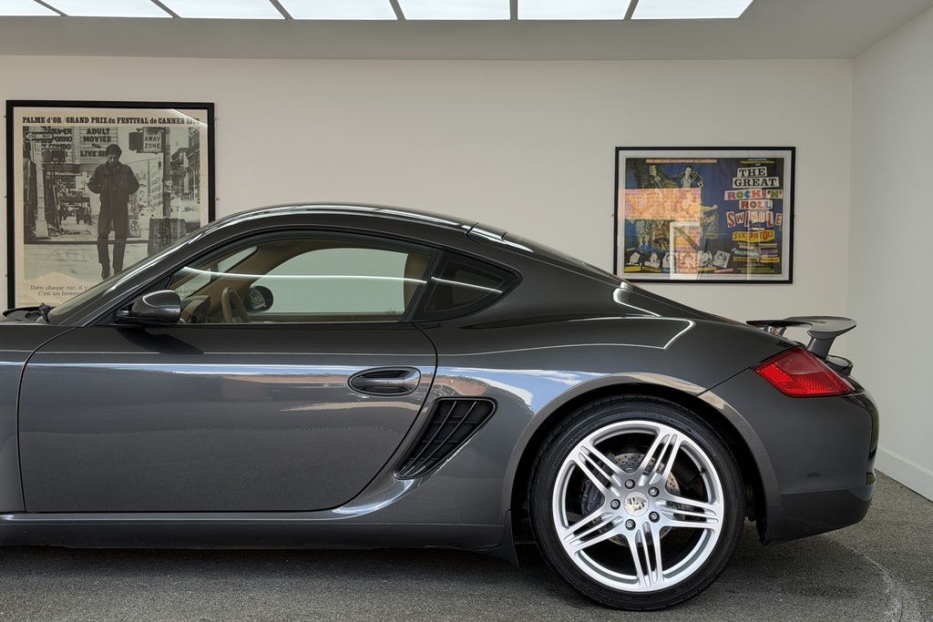 Porsche Cayman Unknown Black #14