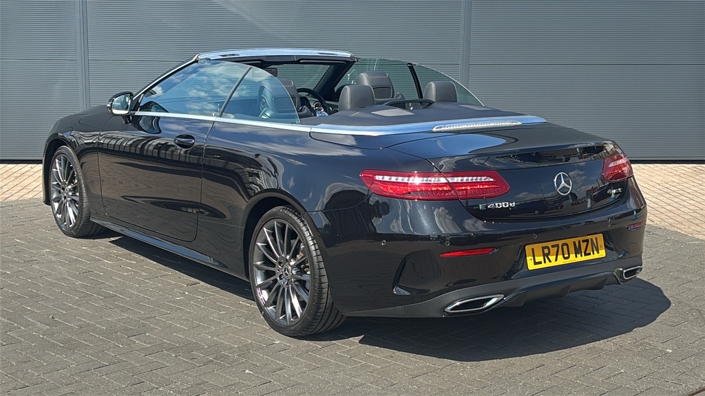 Mercedes-Benz E Class E400d 4Matic Amg Line Premium 9G-tronic 340 P LR70MZN Black #3