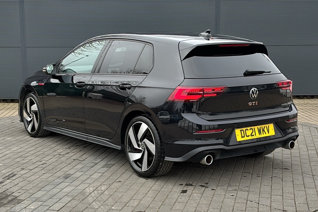 Volkswagen Golf 2.0 Tsi Gti 245 Ps Black #3