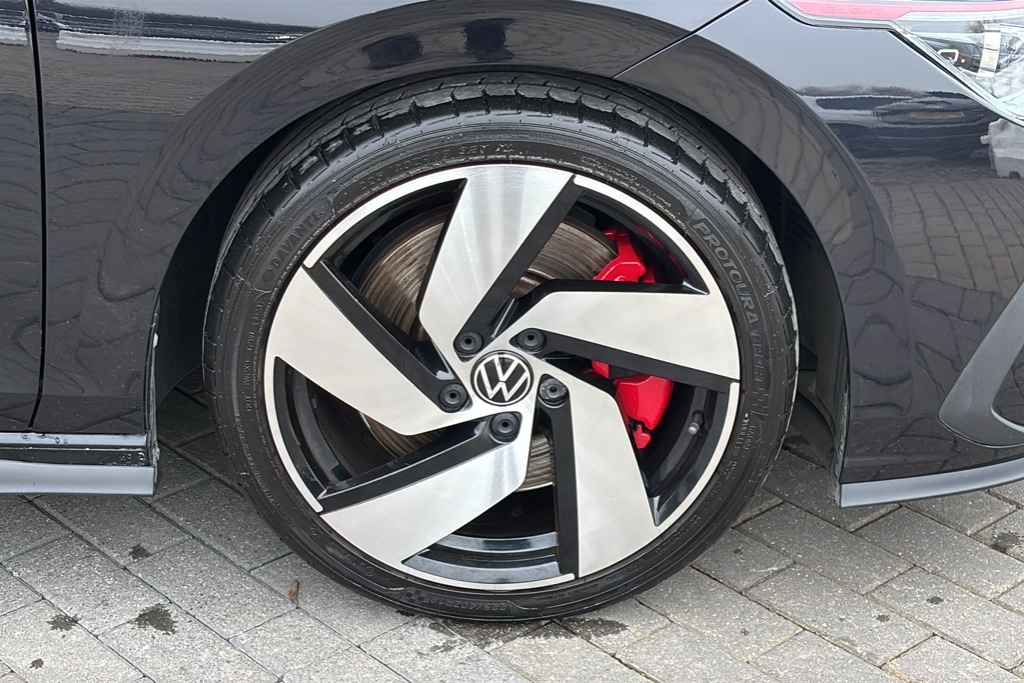 Volkswagen Golf 2.0 Tsi Gti 245 Ps Black #5