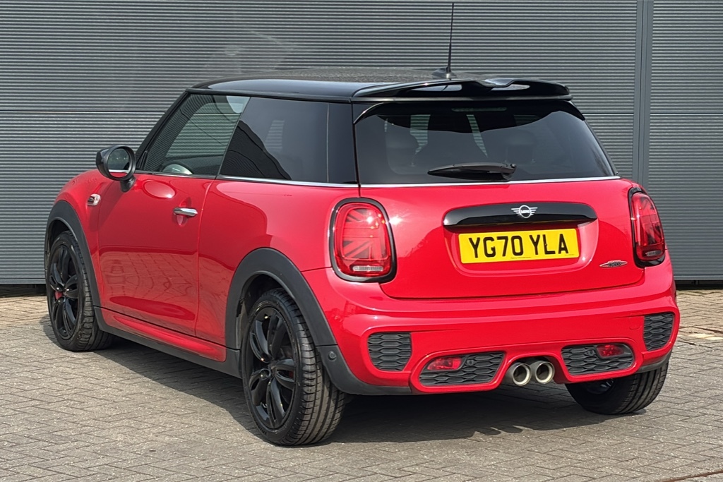 Mini Hatch 2.0 Jcw II Comfortnav Pack 8 Speed YG70YLA Red #3