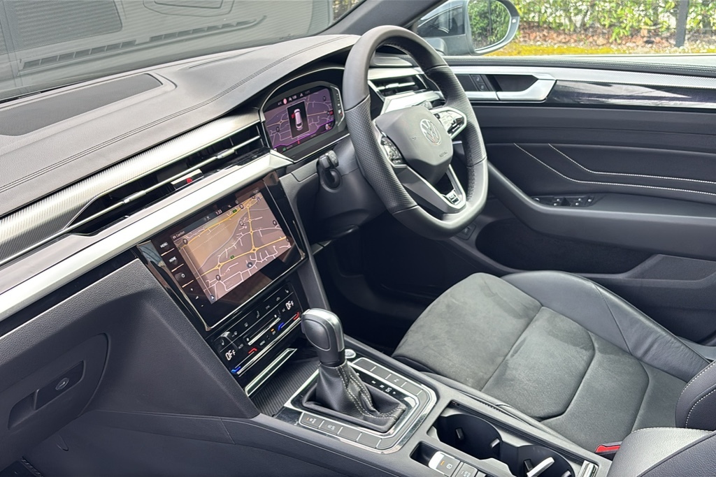 Volkswagen Arteon 2.0 Tdi R-line Dsg 150 Ps WM21LJZ Black #2