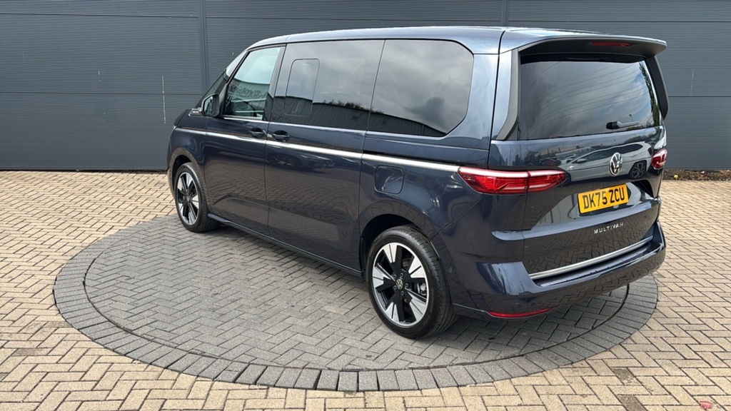 Volkswagen Multivan 2.0 Tdi Style Dsg 150 Ps DK75ZCU Blue #3