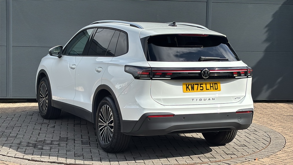 Volkswagen Tiguan 1.5 Etsi 150 Match Dsg 0 Ps White #3