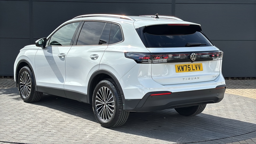 Volkswagen Tiguan 1.5 Etsi 150 Match Dsg 150 Ps KW75LVV White #3