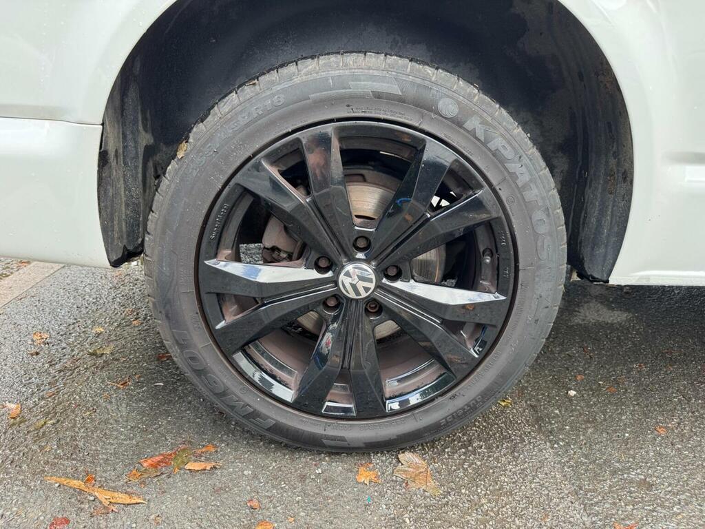 Volkswagen Transporter Shuttle Grey #7
