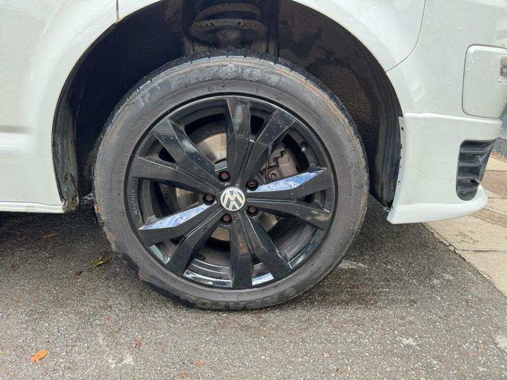 Volkswagen Transporter Shuttle Grey #8