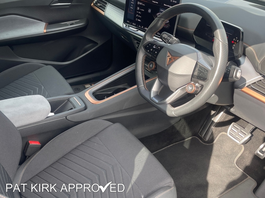 Cupra Born 170Kw E-boost V2 59Kwh LR25YTY Black #4