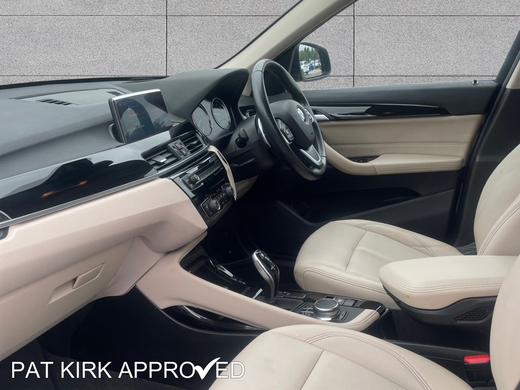 BMW X1 2018 68 2.0  #8