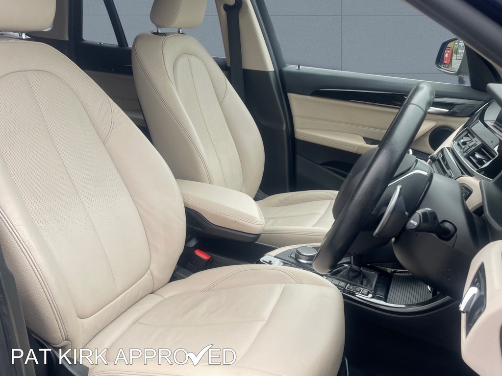 BMW X1 Sdrive 20I Xline Step Blue #5