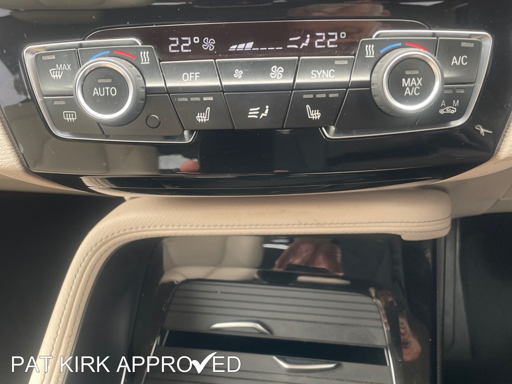 BMW X1 2018 68 2.0  #22