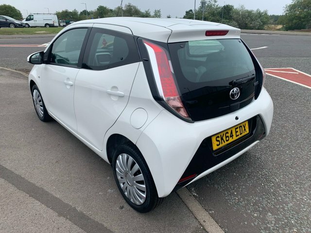 Toyota Aygo 2014 1.0 Vvt-i X-play Hatchback SK64EDX White #4