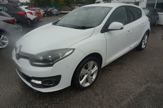 Renault Megane 2015 1.5 Dci Energy Dynamique Tomtom Hatchback HN15MTV White #3