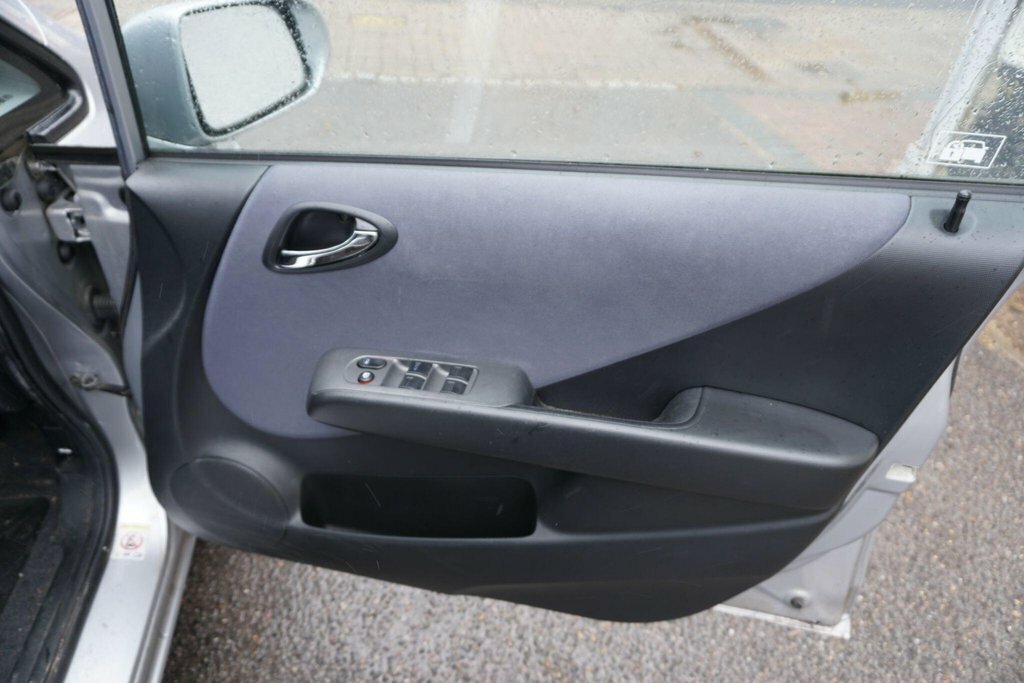 Honda Jazz Hatchback Silver #28