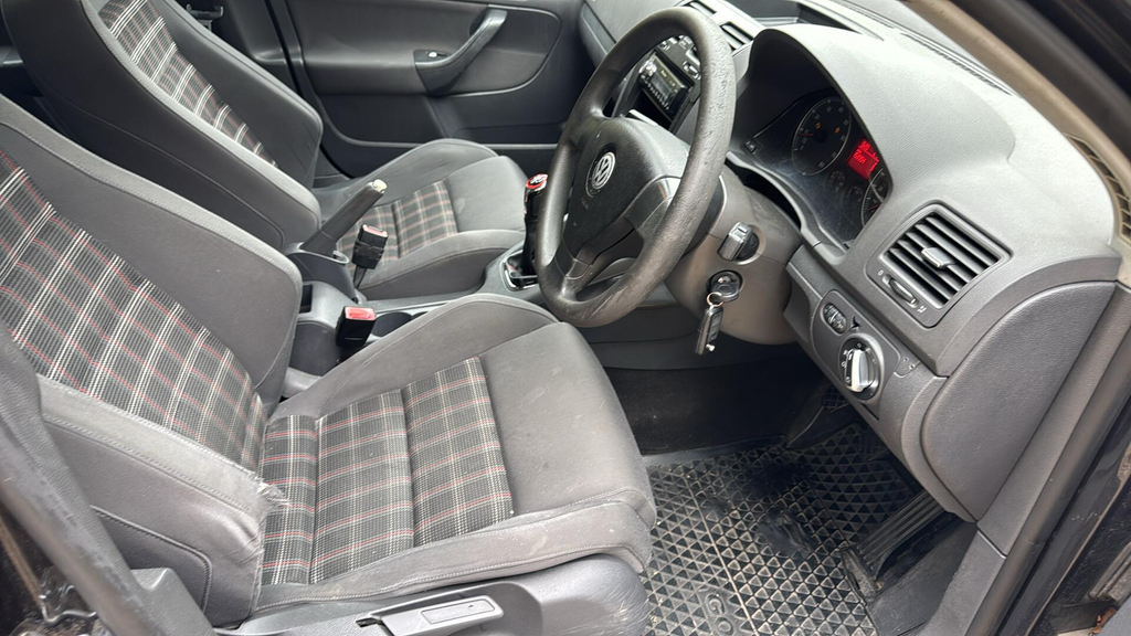 Volkswagen Golf Hatchback Grey #37