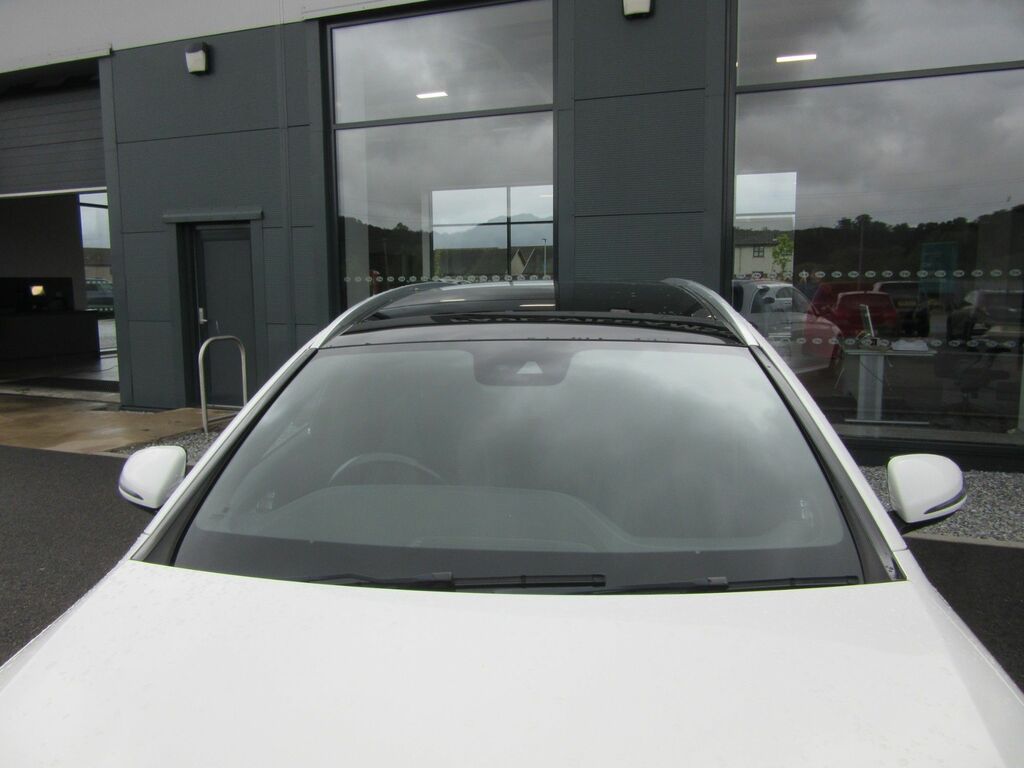 Mercedes-Benz E Class 3.0 E350d V6 Amg Line Premium Plus Estate Di N50PUG White #6