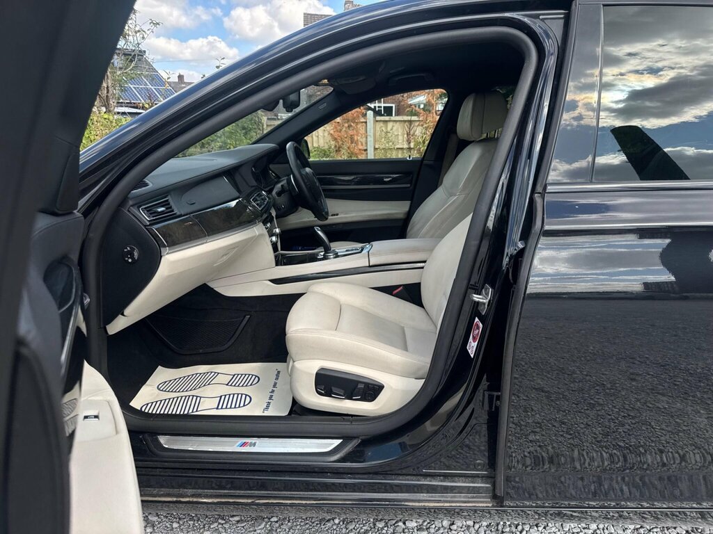 BMW 7 Series 3L Se Exclusive Silver #16