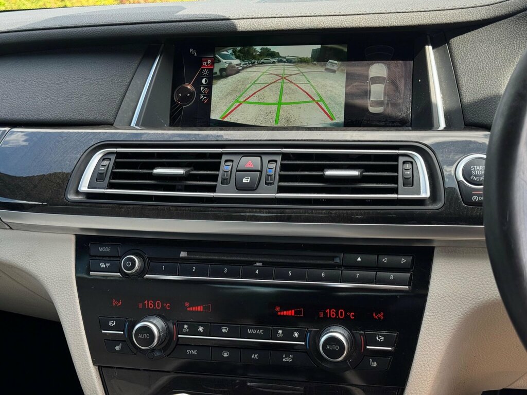 BMW 7 Series 3L Se Exclusive Silver #31