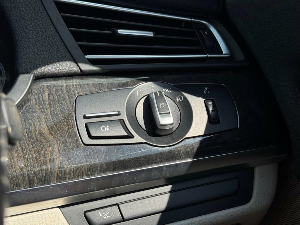 BMW 7 Series 3L Se Exclusive Silver #41