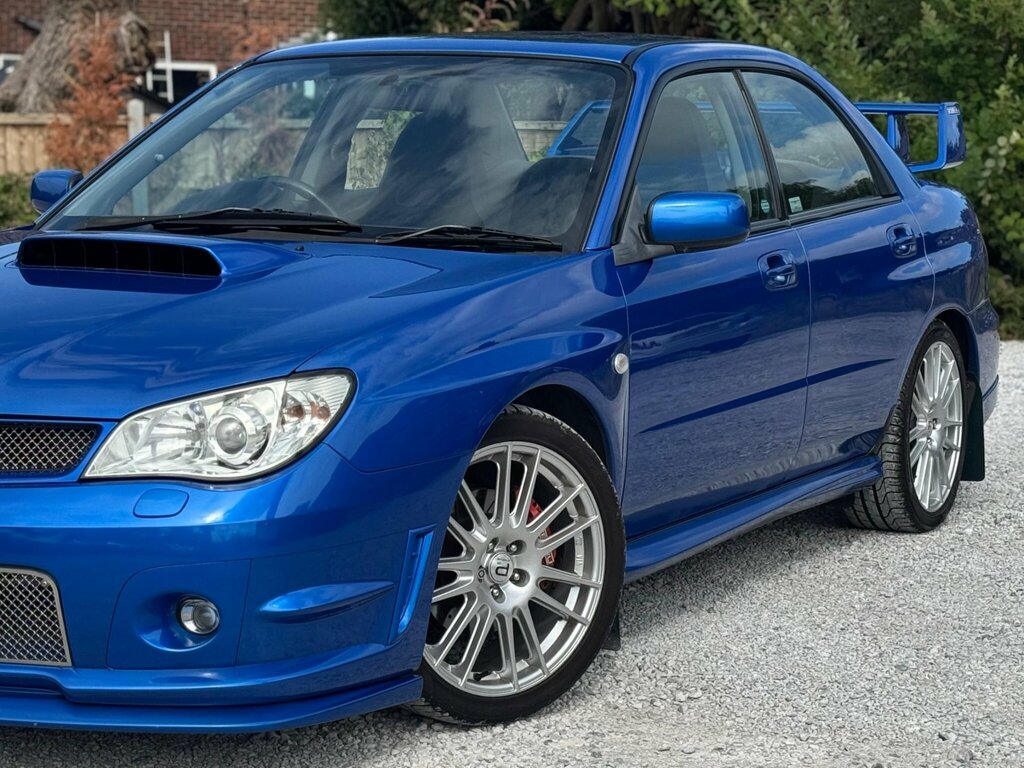 Subaru Impreza Hatchback Black #42