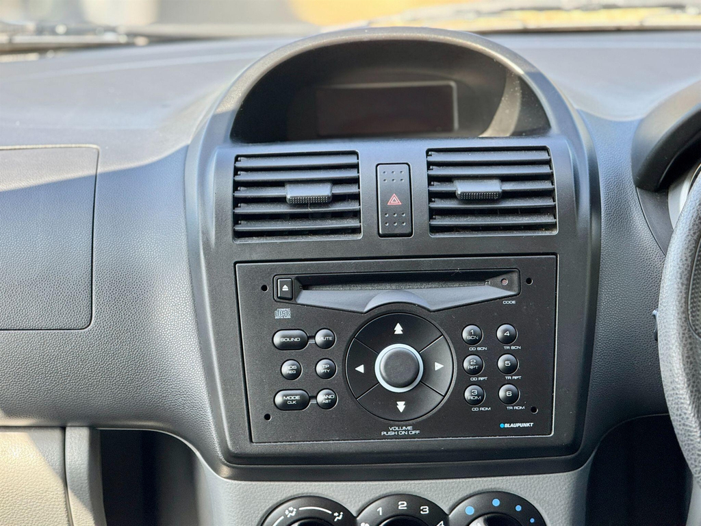Suzuki Ignis Glx  #37