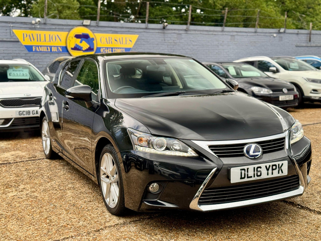 Lexus CT  White #12
