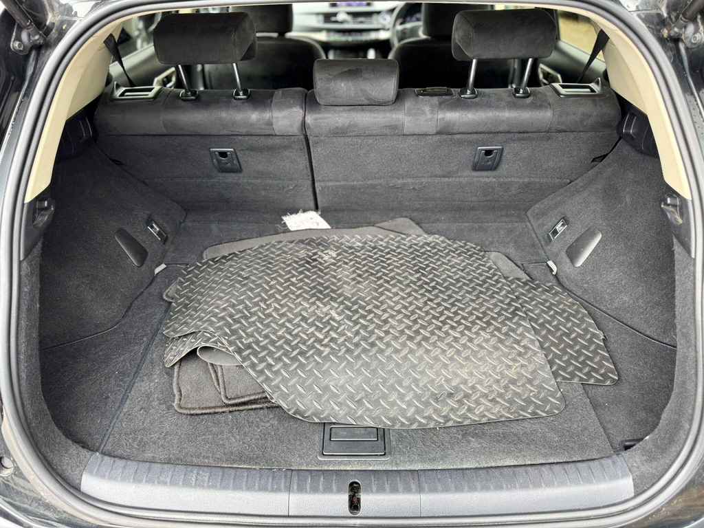 Lexus CT  White #61