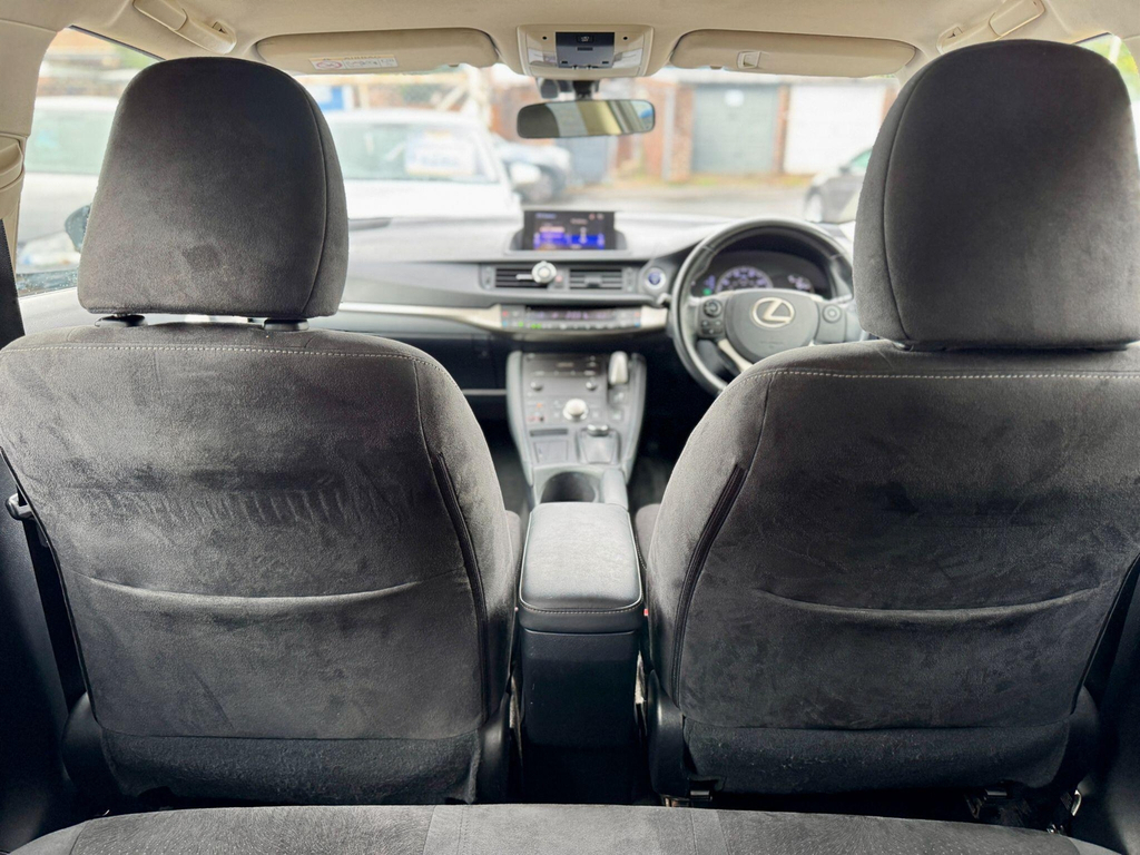 Lexus CT  White #30