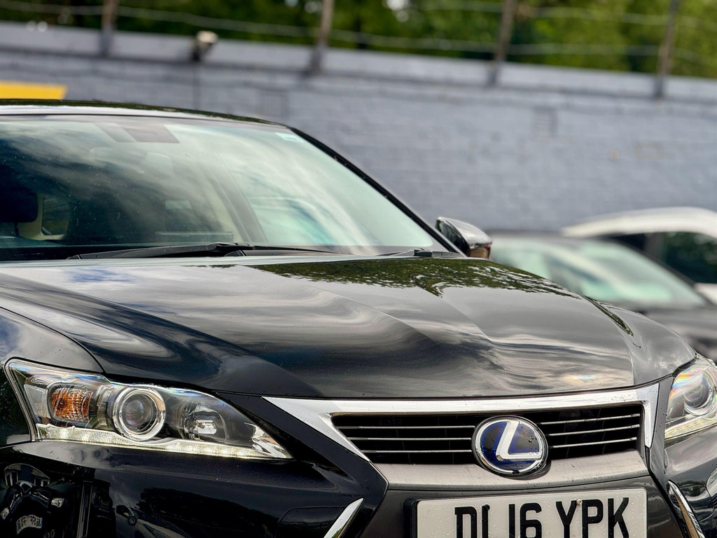 Lexus CT  White #7